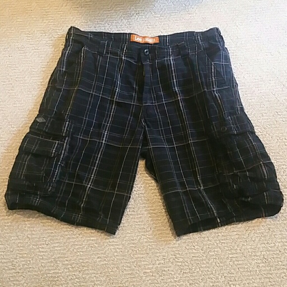 Men's  cargo  shorts - Picture 1 of 2